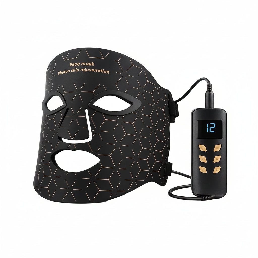 LED face mask with control device 